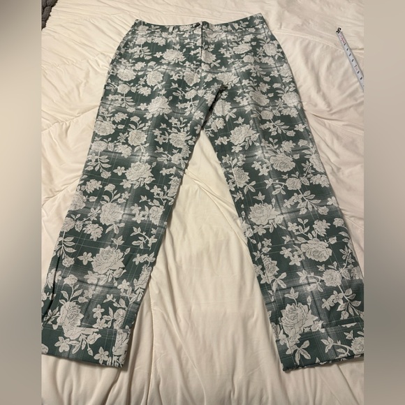 Wildfang The Essential Button Up and Trouser Set - NWT - M (8) - Picture 10 of 16